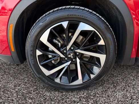 Used 2023 Mitsubishi Outlander SE image 14