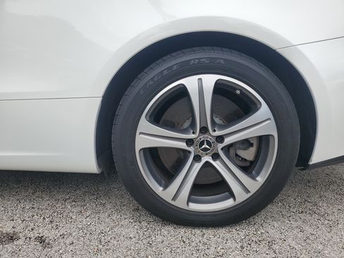 Used 2018 Mercedes-Benz E 400 E 400 Convertible image 25