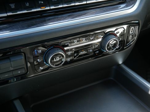 New 2026 Chevrolet Silverado 3500 LTZ AWD/4WD image 12