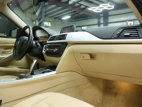 Used 2012 BMW 328i Sedan RWD image 24