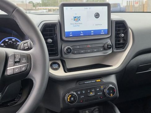 Certified 2024 Ford Bronco Sport Heritage w/ Heritage Convenience Package image 9