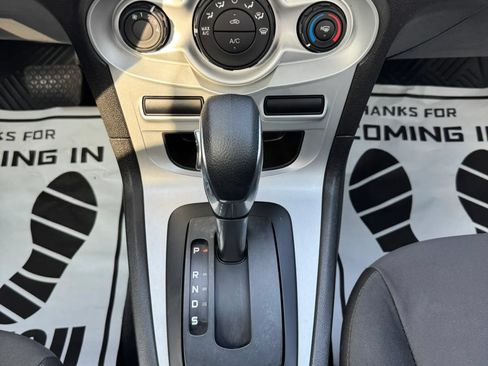 Used 2019 Ford Fiesta SE FWD image 39
