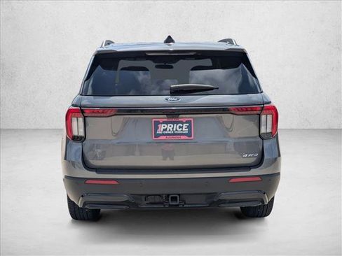 Used 2025 Ford Explorer ST-Line AWD/4WD image 7
