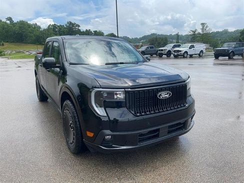 New 2025 Ford Maverick Lobo image 6