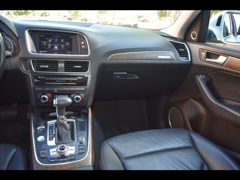Used 2014 Audi Q5 2.0T Premium Plus w/ Premium Plus Package AWD/4WD image 30