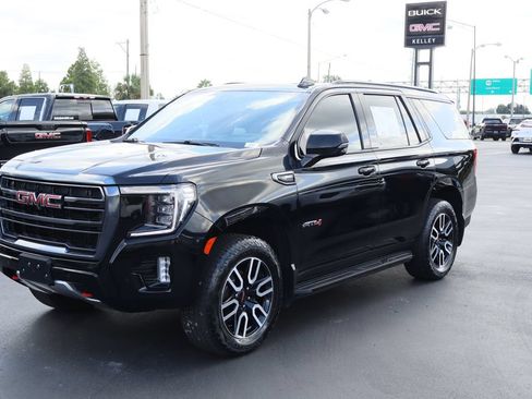 Used 2021 GMC Yukon AT4 w/ Rear Media and Nav Package AWD/4WD image 5