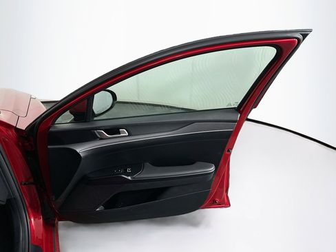 Used 2025 Kia K5 LXS image 31