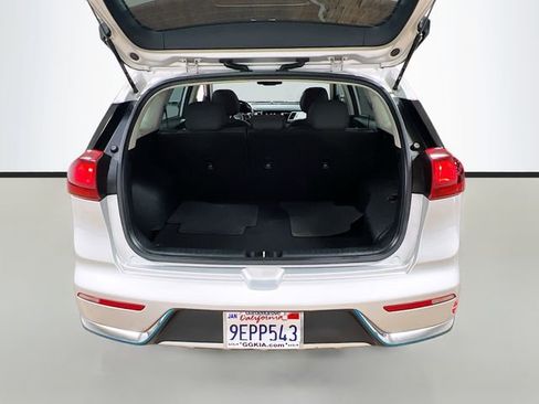 Used 2018 Kia Niro LX image 23