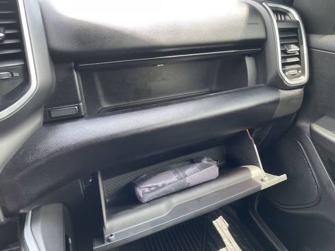 Used 2021 RAM 1500 Big Horn RWD image 23