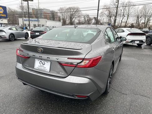 New 2026 Toyota Camry SE image 5