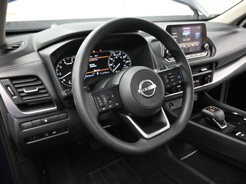 Used 2024 Nissan Rogue SV AWD/4WD image 20