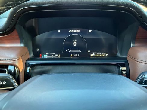 Certified 2023 Lincoln Nautilus Reserve image 22