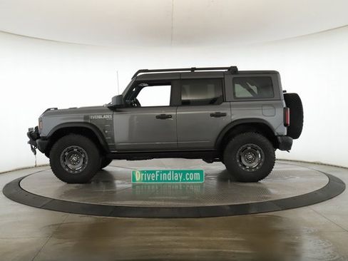 Used 2024 Ford Bronco Everglades image 9