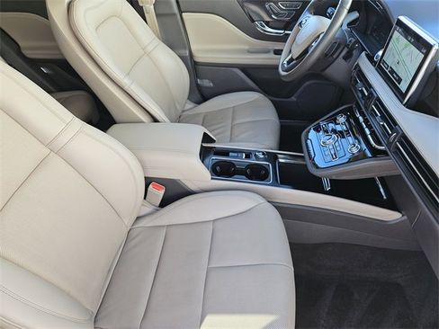 Certified 2021 Lincoln Corsair Reserve w/ Equipment Group 201A image 14