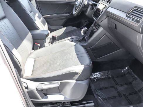 Certified 2024 Volkswagen Tiguan Wolfsburg Edition AWD/4WD image 37