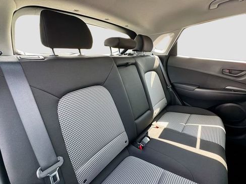 Used 2018 Hyundai Kona SE AWD/4WD image 24