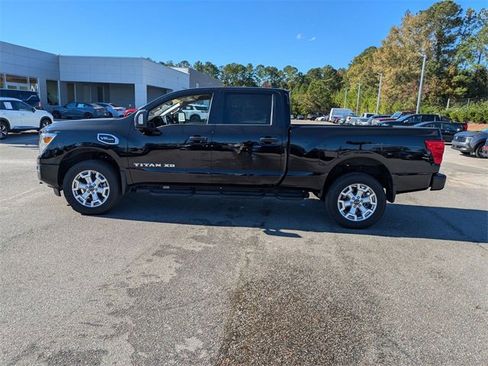 Used 2024 Nissan Titan SV w/ SV Convenience Package image 6