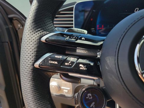 New 2026 Mercedes-Benz GLE 53 AMG 4MATIC Coupe image 30