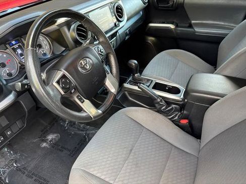 Certified 2022 Toyota Tacoma SR5 w/ Black Out Package (TMS) image 11