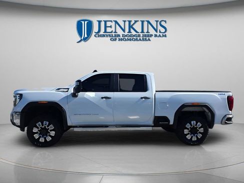 Used 2024 GMC Sierra 2500 Pro w/ 1SA Pro Safety Plus Package image 3