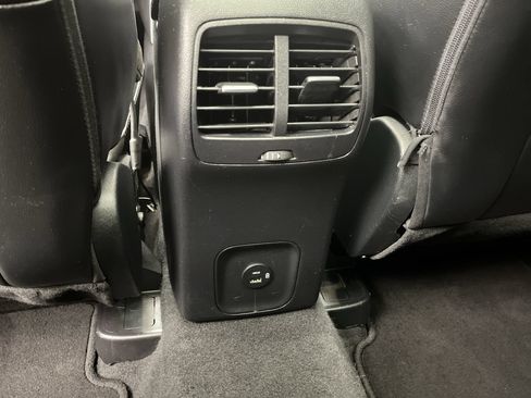 Used 2021 Ford Escape SEL AWD/4WD image 16