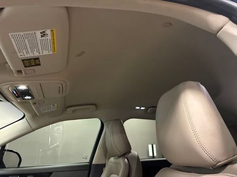 Used 2022 Lincoln Corsair FWD image 21