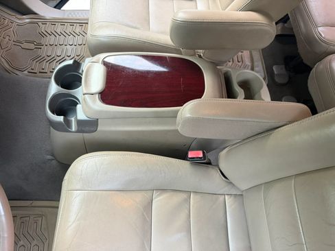 Used 2004 Ford Excursion Limited AWD/4WD image 29