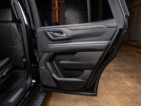 Used 2021 Chevrolet Tahoe Z71 image 40