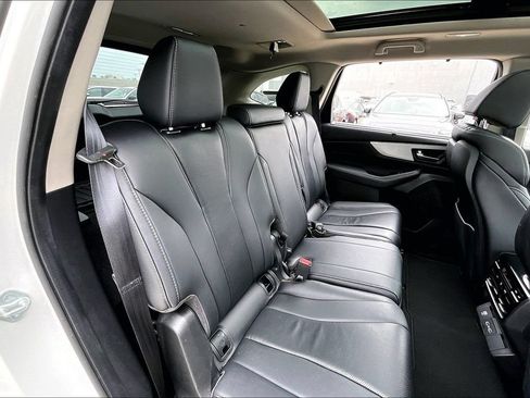 Used 2023 Acura MDX SH-AWD w/ Technology Package image 34