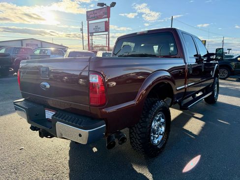 Used 2016 Ford F350 XLT w/ XLT Premium Package image 6