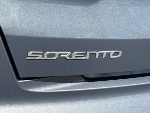 Used 2023 Kia Sorento SX FWD image 31