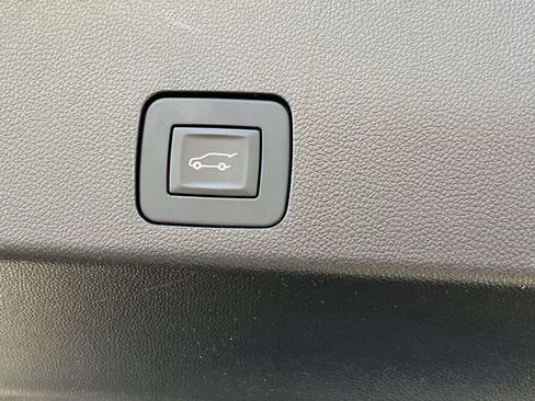 Used 2026 Buick Encore GX Sport Touring w/ Comfort Package image 12