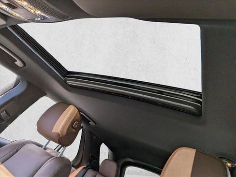 Used 2024 Mercedes-Benz GLE 450e GLE 450e Plug-In Hybrid image 15