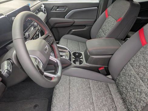 New 2024 Chevrolet Colorado Z71 w/ Z71 Convenience Package 2 image 3