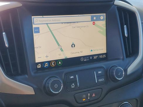 Used 2023 GMC Terrain Denali w/ Black Diamond Edition image 19