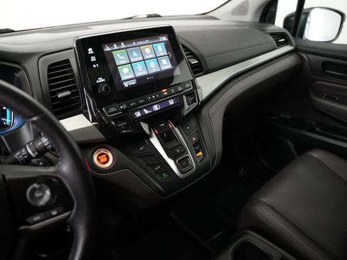 Used 2018 Honda Odyssey EX-L image 18
