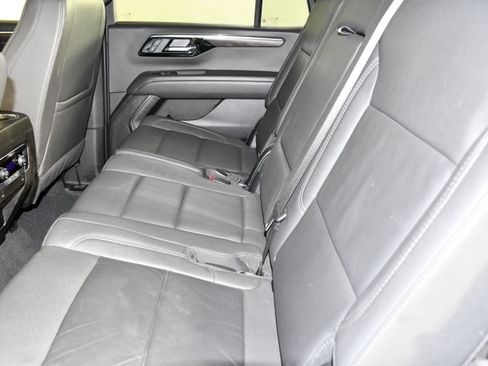 Used 2025 Chevrolet Tahoe Z71 image 50