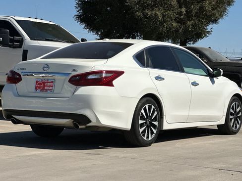 Used 2018 Nissan Altima 2.5 SL FWD image 3