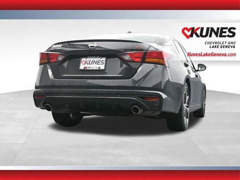 Used 2024 Nissan Altima 2.5 SR image 46