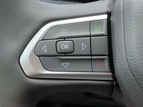 New 2026 Jeep Compass Latitude image 24