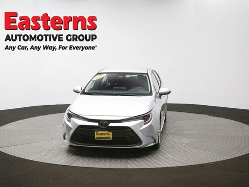 Used 2023 Toyota Corolla LE FWD image 49
