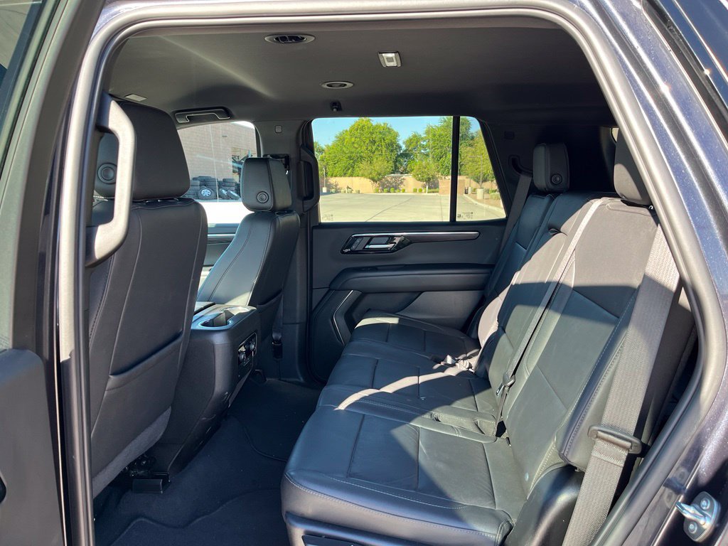 Used 2025 Chevrolet Tahoe Z71 AWD/4WD image 15