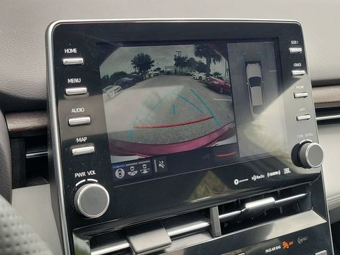 Used 2019 Toyota Avalon Limited w/ Advanced Safety Package FWD image 16