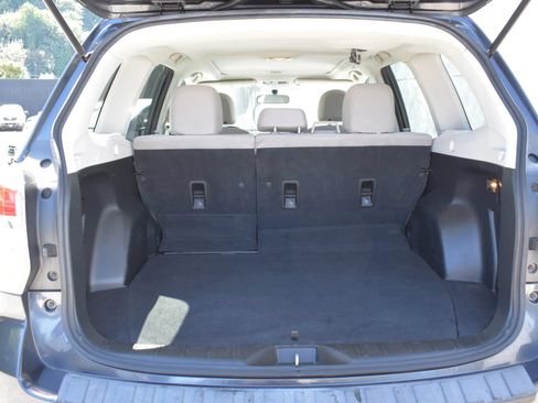 Used 2015 Subaru Forester 2.5i Premium w/ All-Weather Package AWD/4WD image 28
