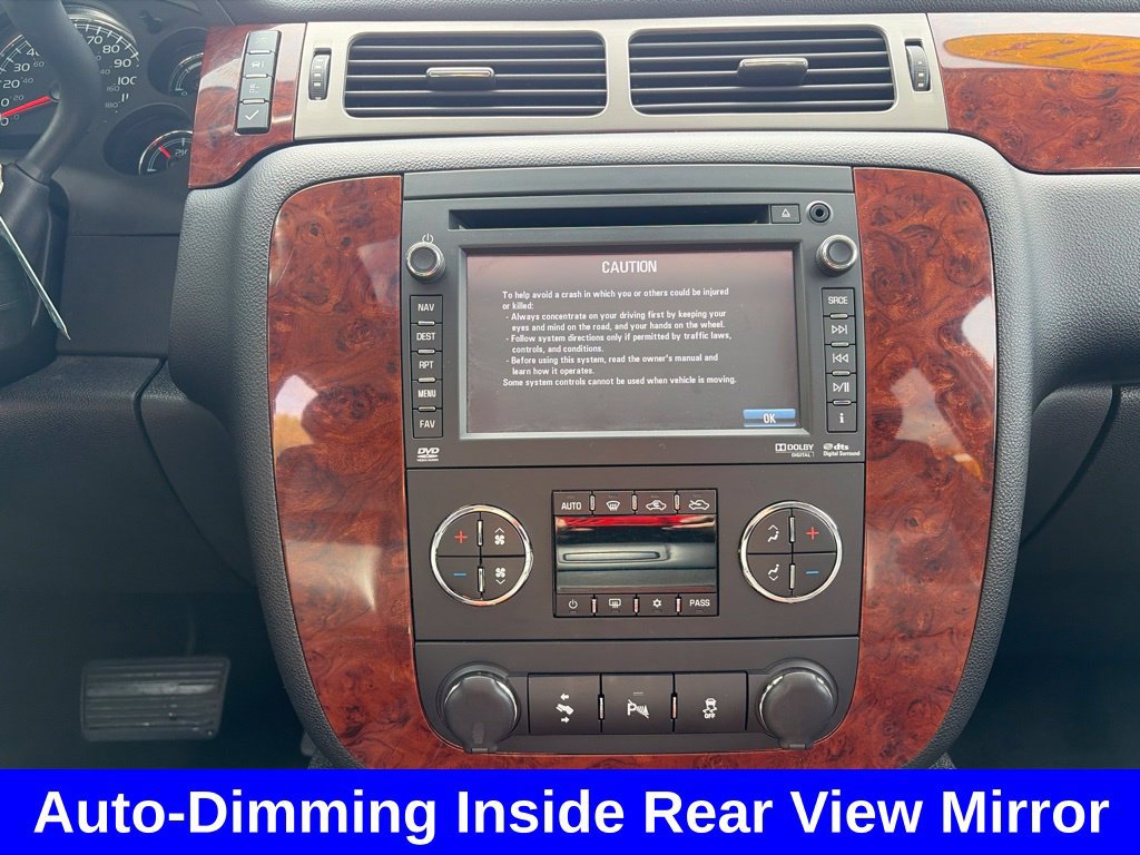 Used 2013 Chevrolet Avalanche LTZ AWD/4WD image 20