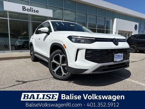 New 2026 Volkswagen Tiguan SE AWD/4WD image 1