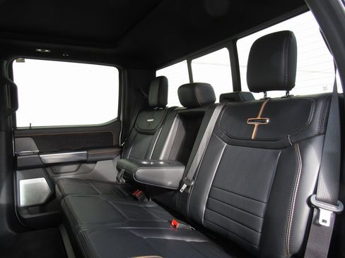 Used 2024 Ford F450 Platinum w/ FX4 Off-Road Package image 22