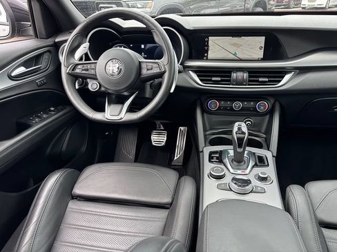 Used 2024 Alfa Romeo Stelvio Veloce AWD/4WD image 11
