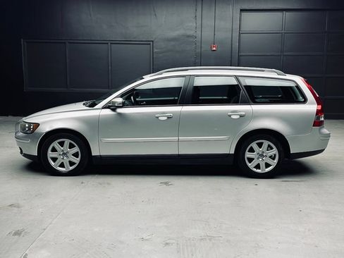 Used 2007 Volvo V50 2.4i FWD image 4