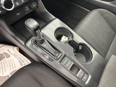 Used 2022 Honda Civic EX image 20